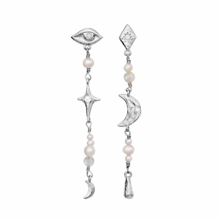 Sissone Earrings Silver i gruppen Øreringe / Perleøreringe hos SCANDINAVIAN JEWELRY DESIGN (10033C)