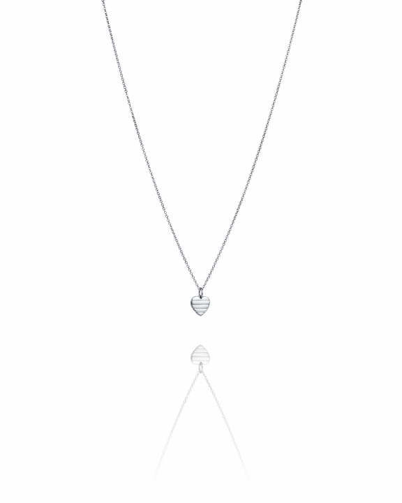A Piece Of My Heart Pendant Silver i gruppen Halskæde / Sølvhalskæde hos SCANDINAVIAN JEWELRY DESIGN (11-100-02388)