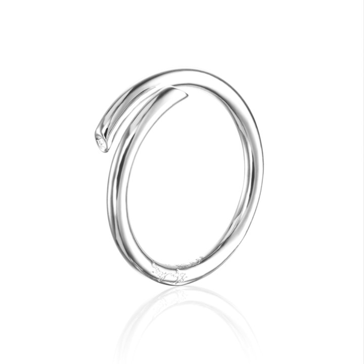 Hug Ring Sølv i gruppen Ringe / Diamantringe hos SCANDINAVIAN JEWELRY DESIGN (13-100-01600)