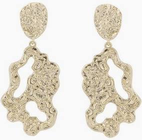 Lauren pendant Earring Gold i gruppen Øreringe hos SCANDINAVIAN JEWELRY DESIGN (1330-6900-257)