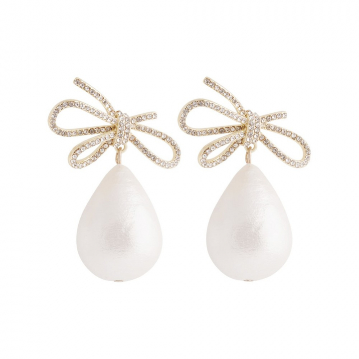 Ribbon crystal pearl Earrings Gold i gruppen Øreringe / Guldøreringe hos SCANDINAVIAN JEWELRY DESIGN (1380-6700-251)