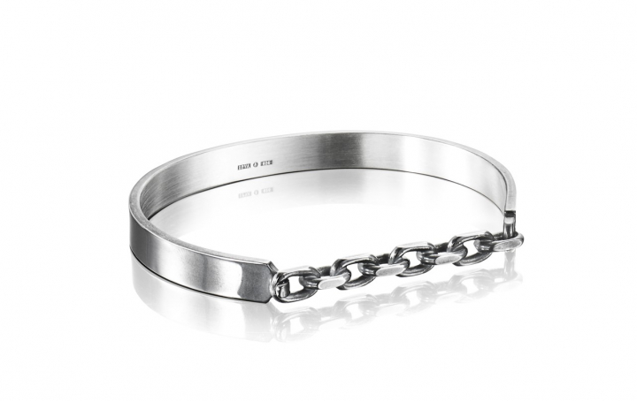 Chain Chain Cuff - Black Bracelet Sølv i gruppen Armbånd / Armringe hos SCANDINAVIAN JEWELRY DESIGN (14-100-01139)