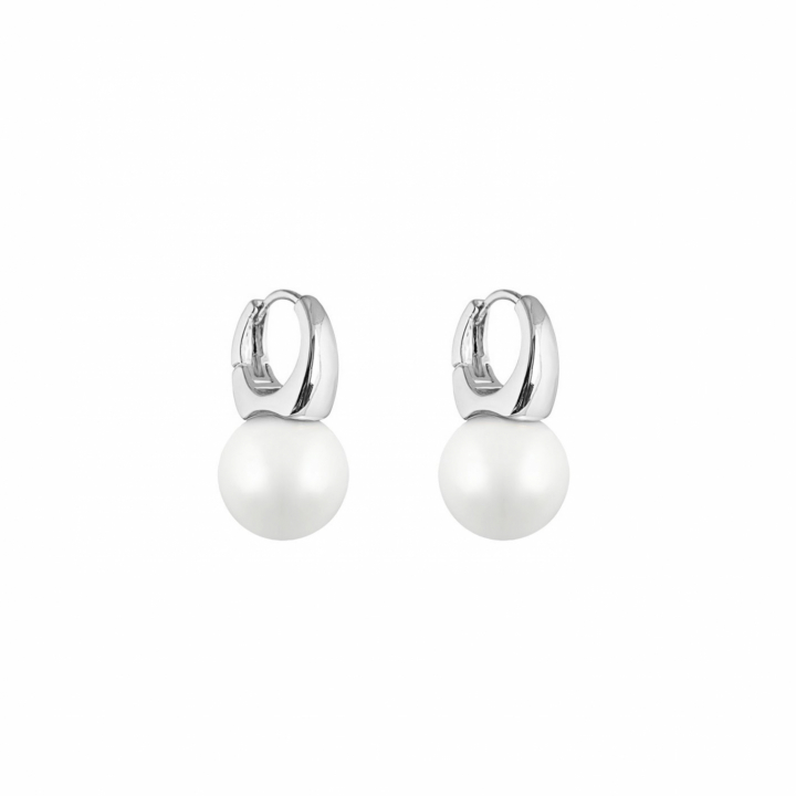 Jackie short Earrings Silver i gruppen Øreringe / Perleøreringe hos SCANDINAVIAN JEWELRY DESIGN (1404-6600-010)