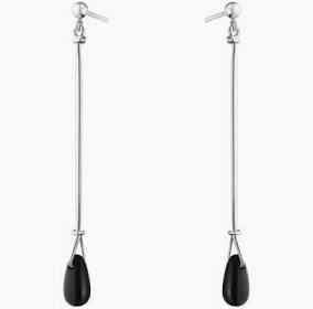 VIVIANNA TORUN Long Earrings Silver Black agade i gruppen Øreringe / Sølvøreringe hos SCANDINAVIAN JEWELRY DESIGN (20001653)