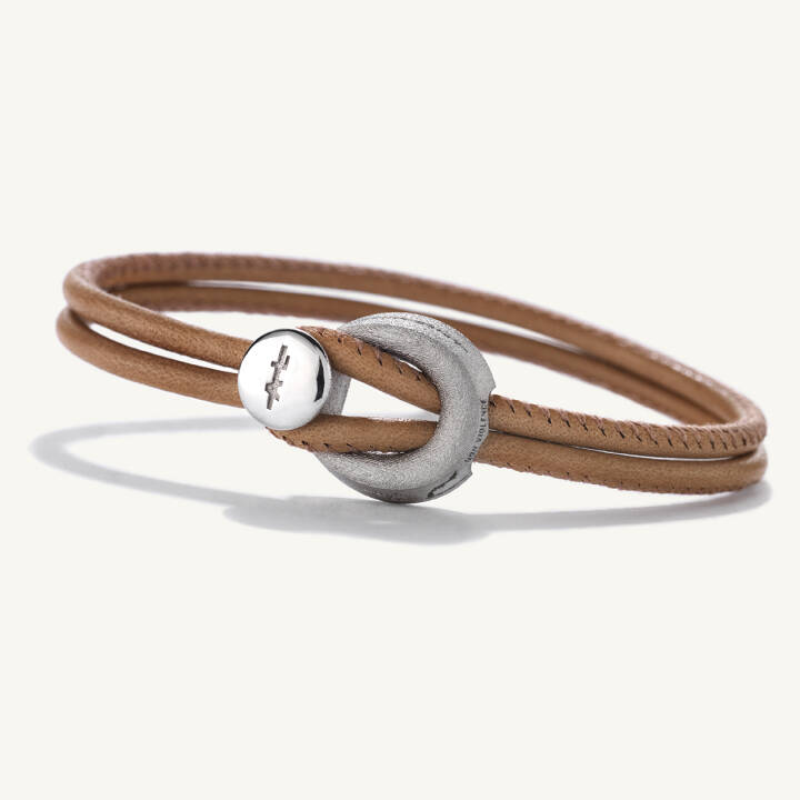 Changes Petite Leather Cognac i gruppen Herresmykker hos SCANDINAVIAN JEWELRY DESIGN (CHAP-LEA316HU-COLE)