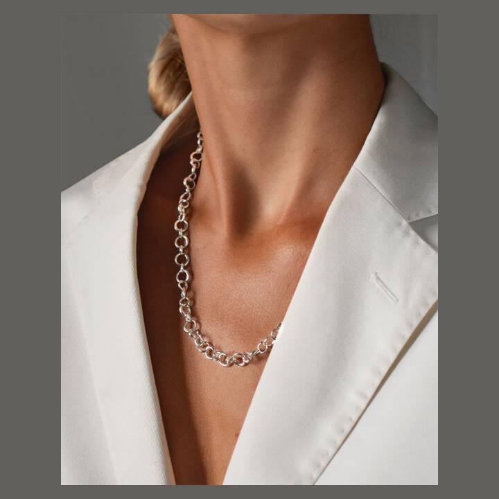 Les Amis drop chain Halsketten Sølv i gruppen Halskæde hos SCANDINAVIAN JEWELRY DESIGN (LAS-N50450-S)