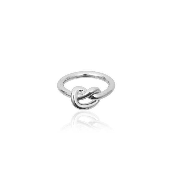 Knot Ring (Sølv) i gruppen Ringe hos SCANDINAVIAN JEWELRY DESIGN (R1641RHS0)
