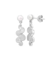 Audrey pearl earrings Silver i gruppen Øreringe / Perleøreringe hos SCANDINAVIAN JEWELRY DESIGN (S08586S)