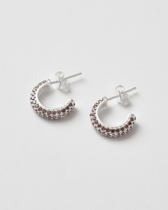  i gruppen Øreringe / Sølvøreringe hos SCANDINAVIAN JEWELRY DESIGN (SW-OHM-S-BR)