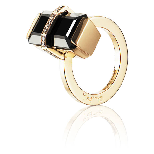 Bend Over - Onyx Ring Guld