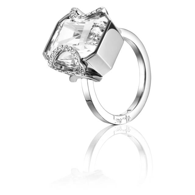 Little Magic Star - Crystal Quartz Ring Hvidguld