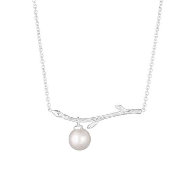 Branch pearl necklace