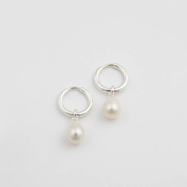 Treasure Pearl Hoops Sølv