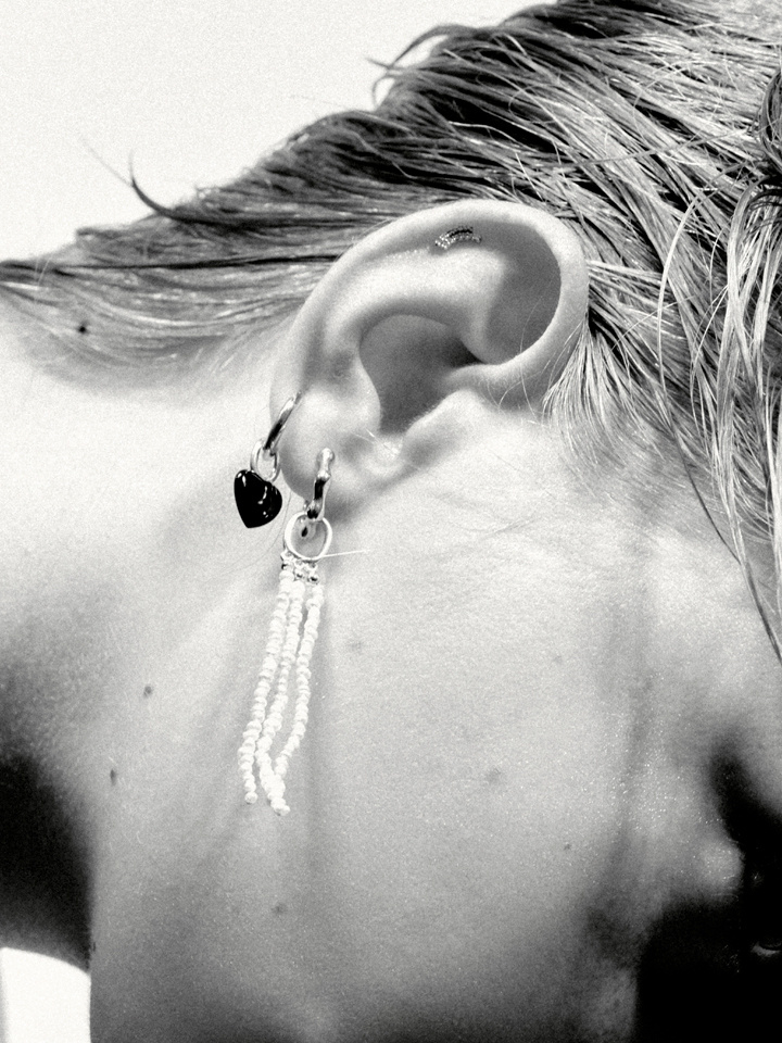 Marco 8 Huggie Silver (One)