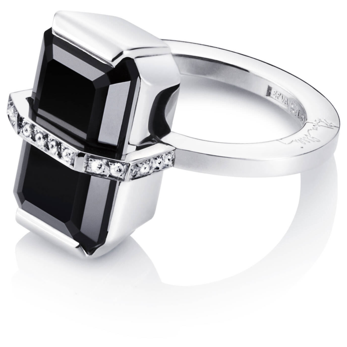 Bend Over - Onyx Ring Hvidguld