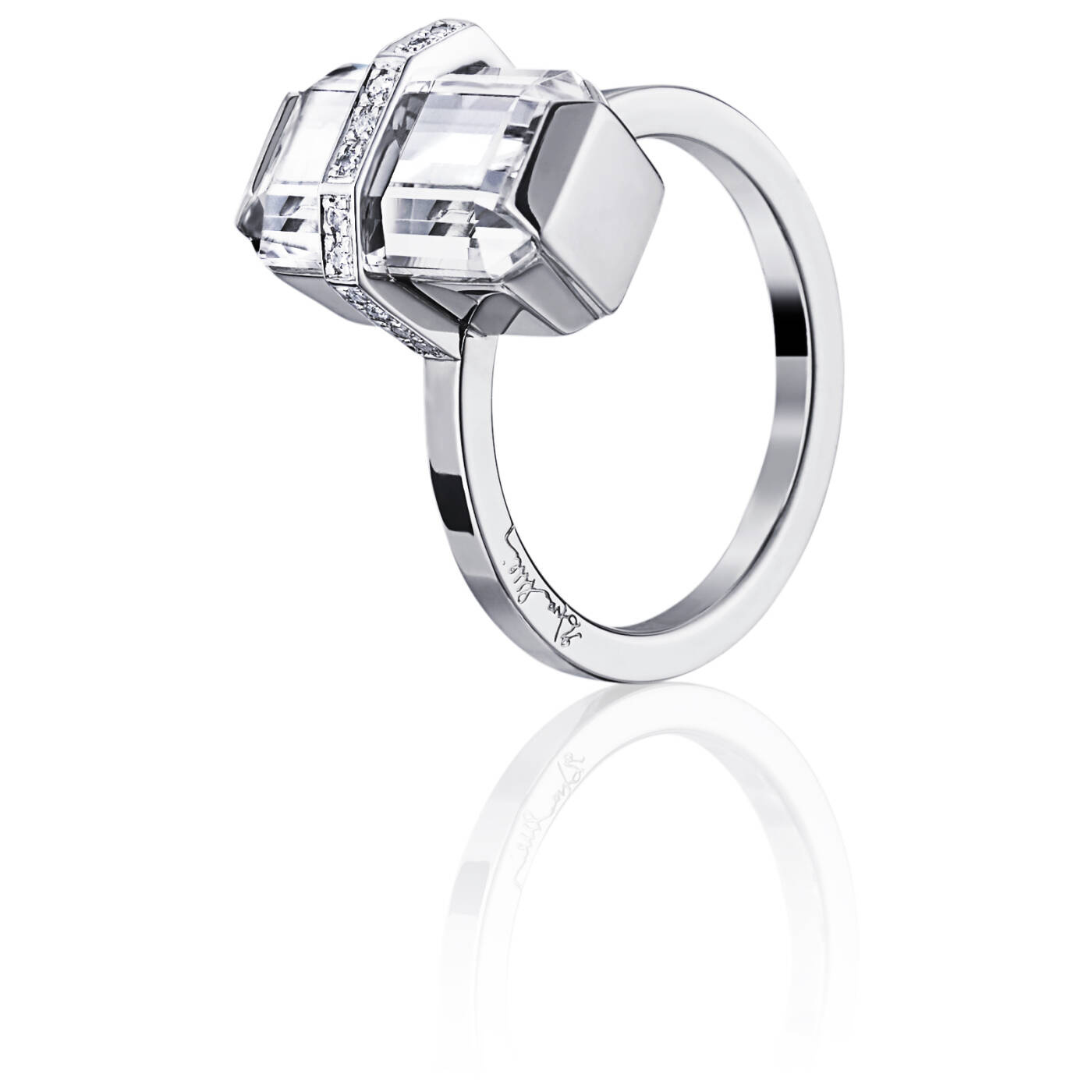 Little Bend Over - Crystal Quartz Ring Hvidguld