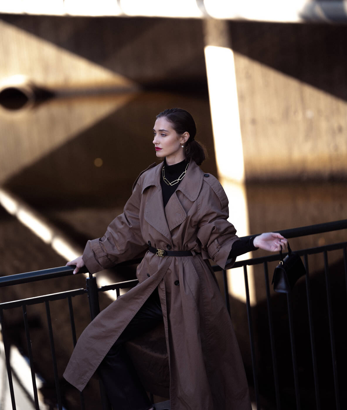 CHANIA Big Short Halskæde Guld