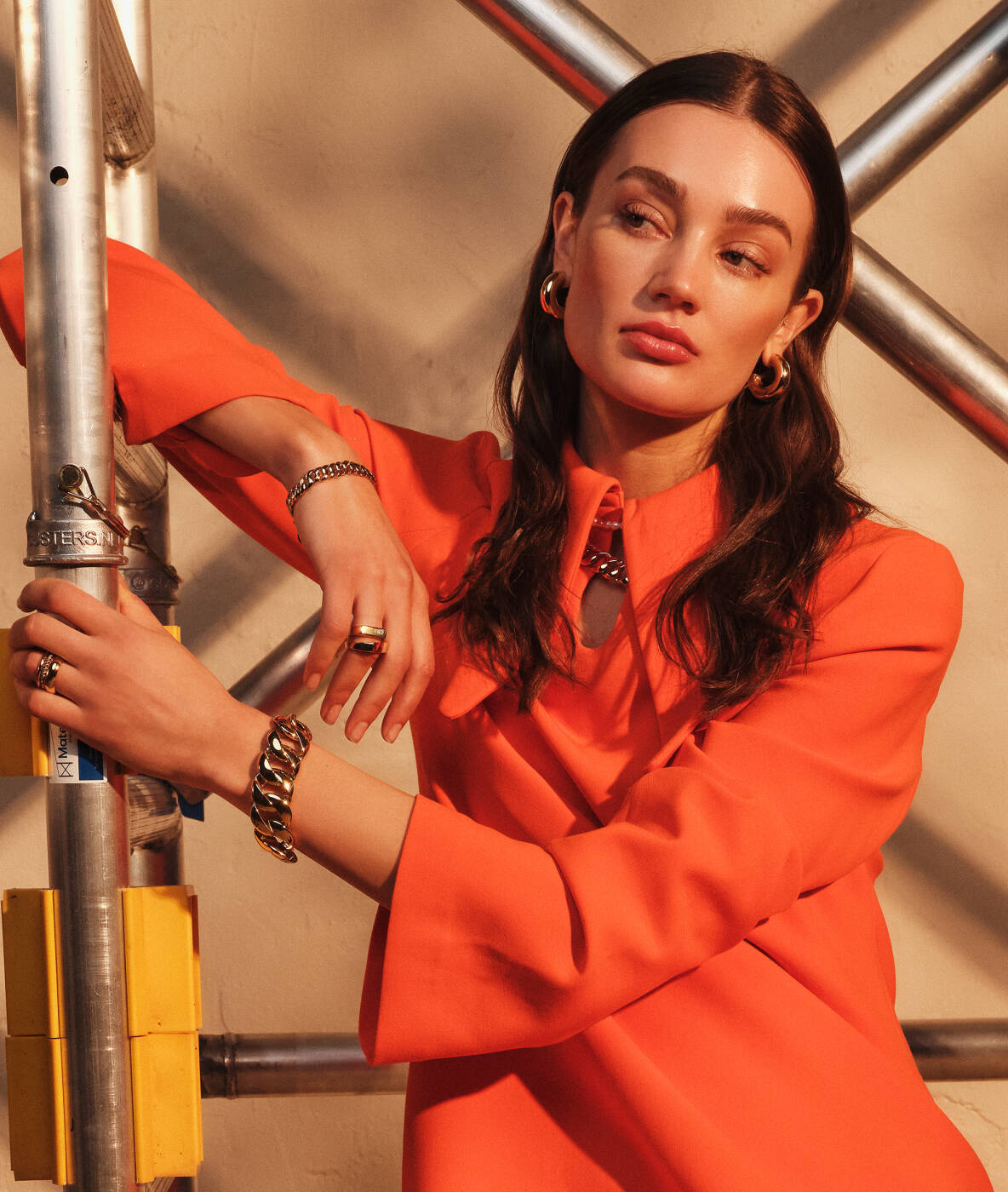 ASTRID Big Armbånd Guld