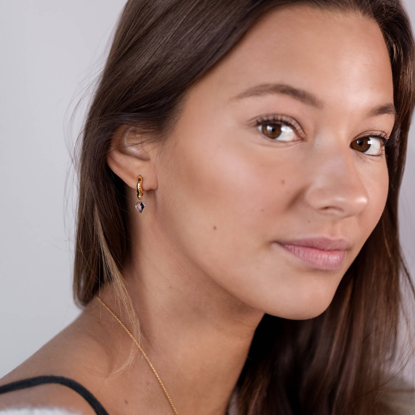 Diamona Amethyst Ørering Gold