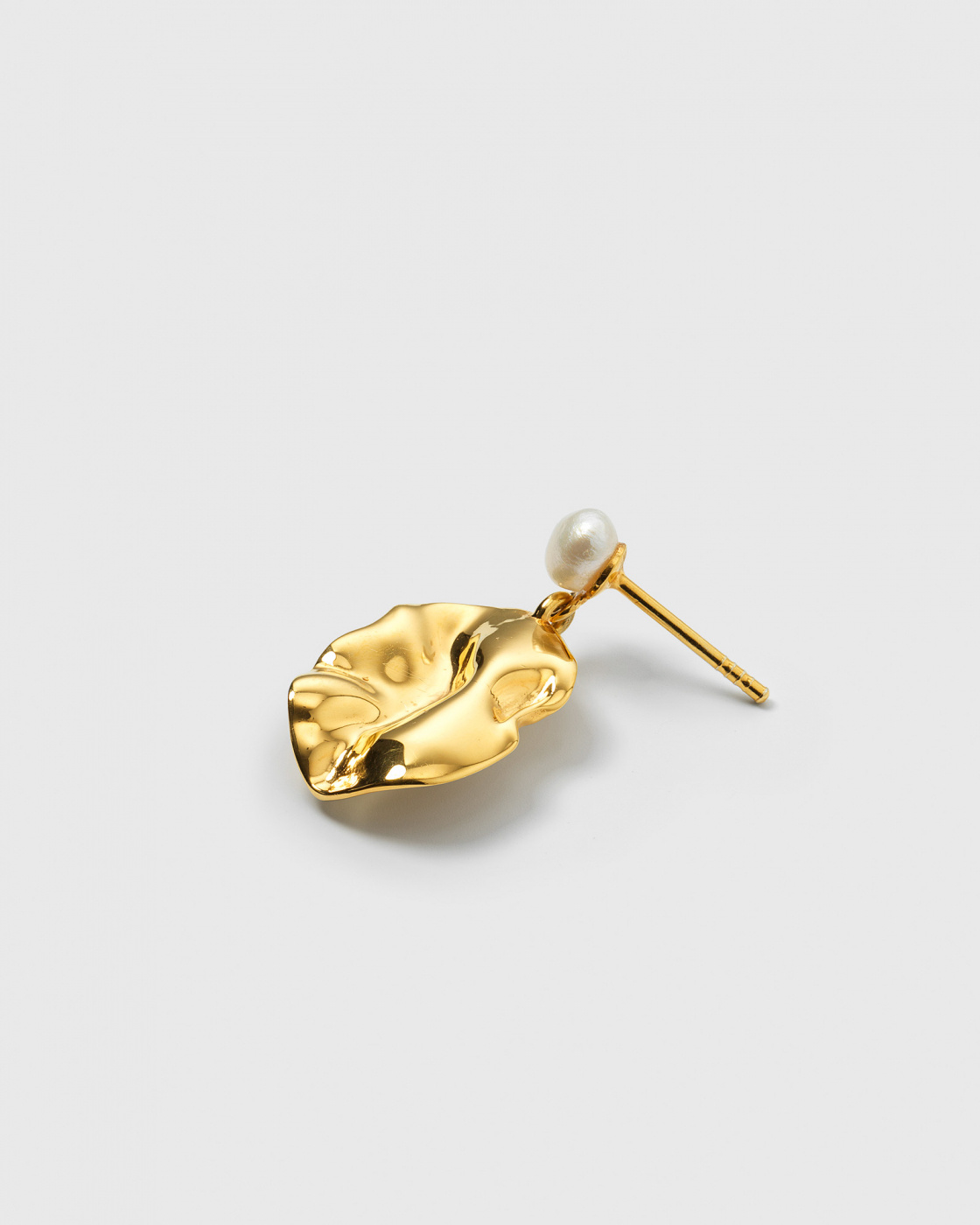 Moulded Short Single Earring Gold (one)