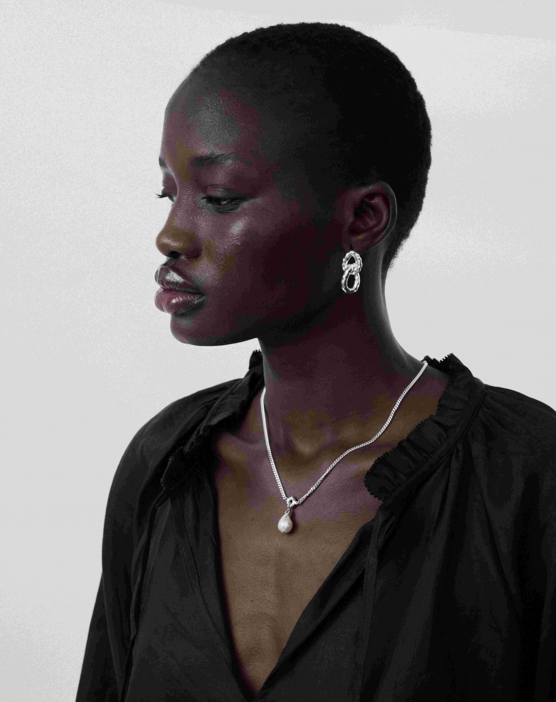 Bolded Hammered Links Earrings Silver