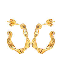 Audrey hoops Gold
